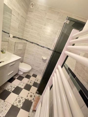 Appartement Face A La Mer Et Au Port Saint Laurent Du Var Avec Jardin Privatif Eksteriør billede